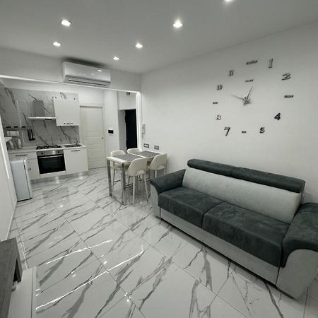 Apartamento Mavy House Napoli Exterior foto